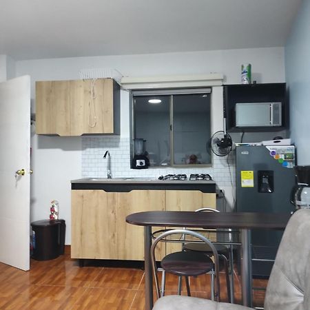 Noras Homestay Laureles 麦德林 外观 照片