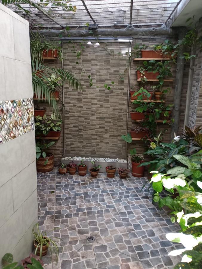 Noras Homestay Laureles 麦德林 外观 照片