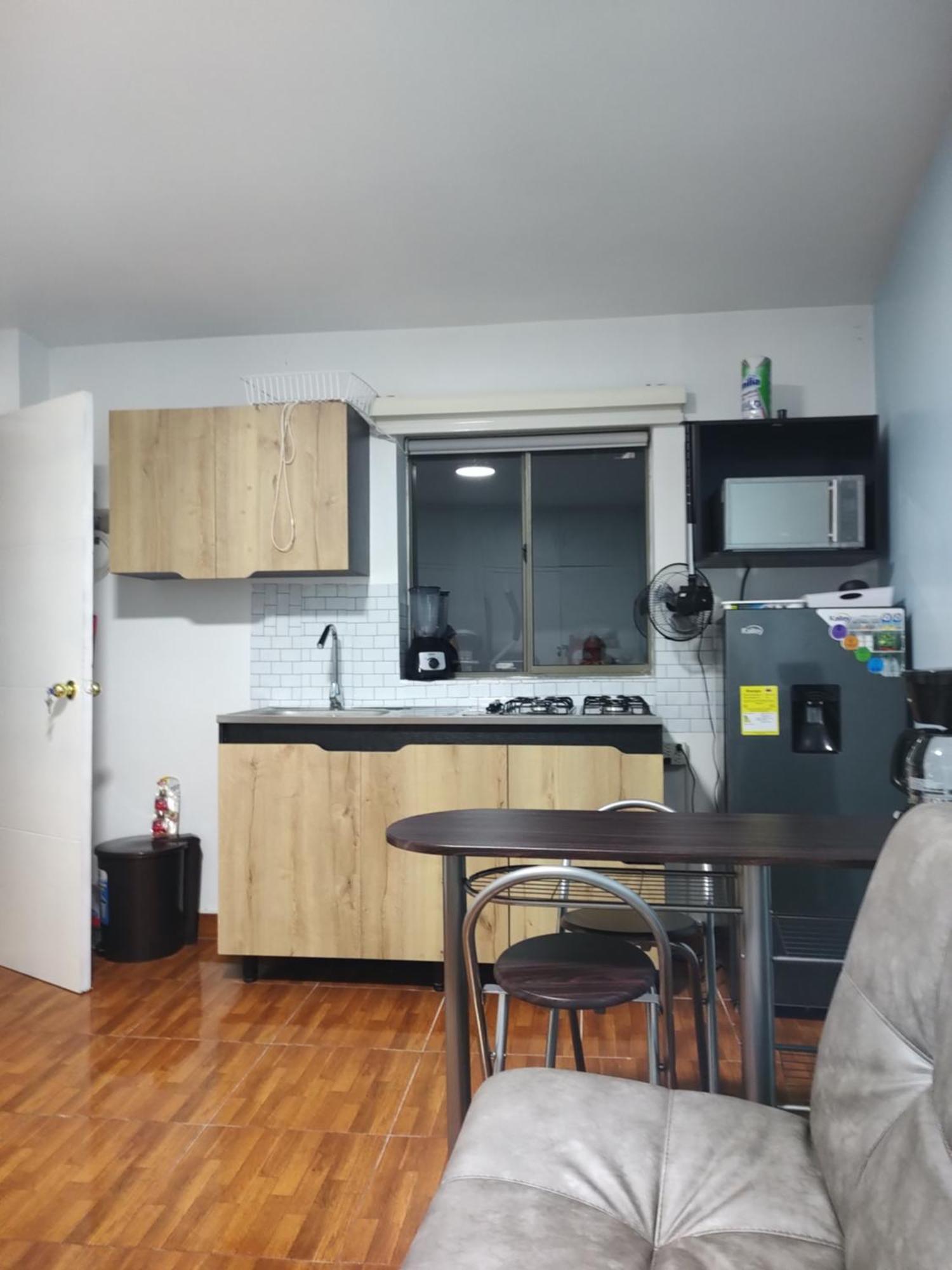 Noras Homestay Laureles 麦德林 外观 照片