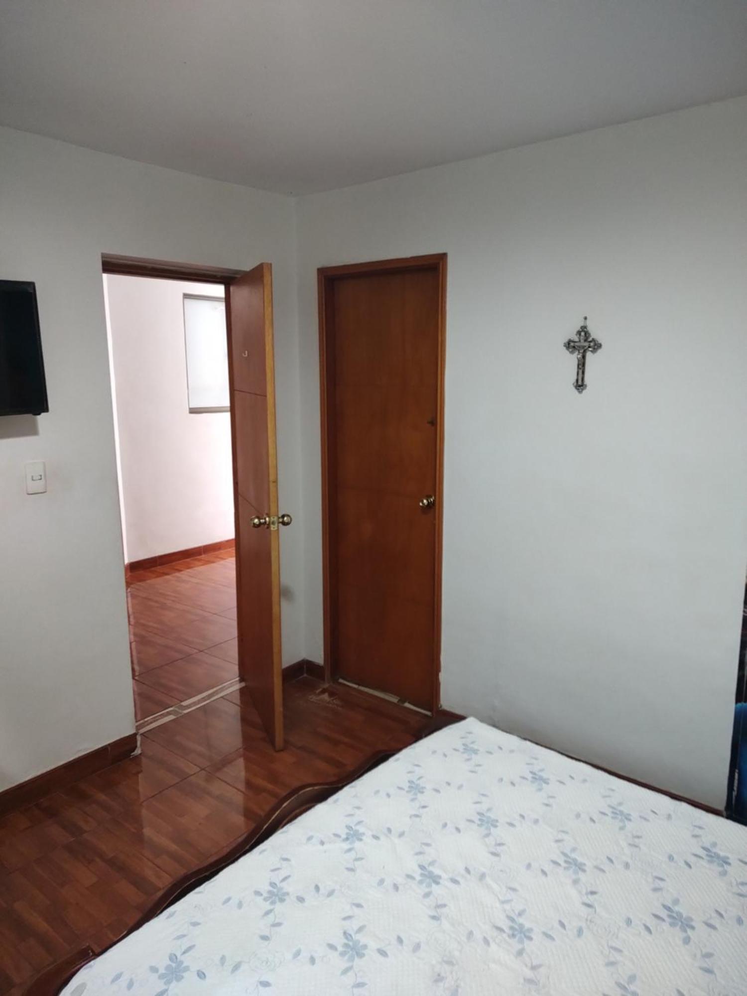 Noras Homestay Laureles 麦德林 外观 照片