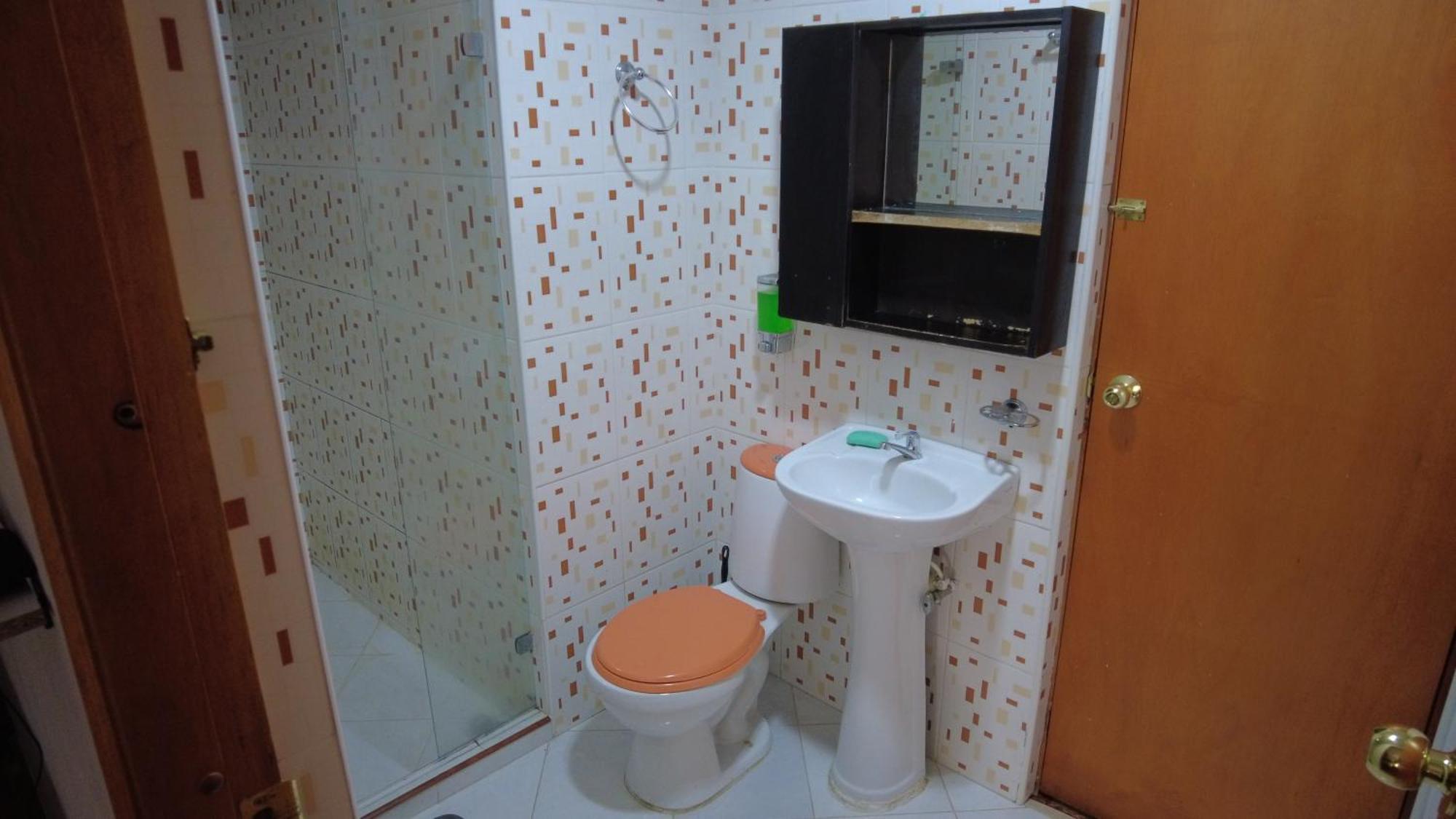 Noras Homestay Laureles 麦德林 外观 照片